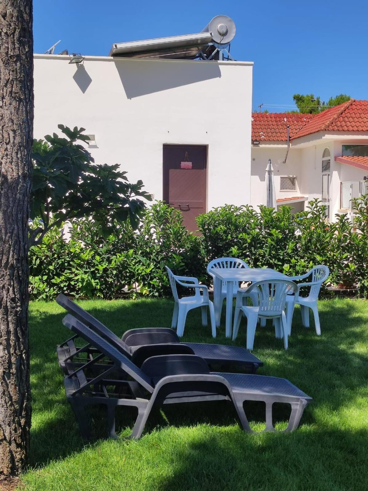 غالاتوني B&B Villa Vittorio المظهر الخارجي الصورة